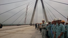 Hợp long cầu dài nhất Hà Nội